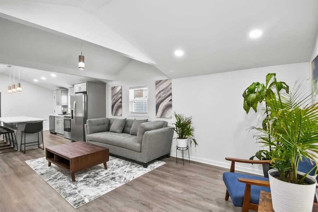 4-bed 2-bath Pet Friendly In Heart Of Villa Atlanta