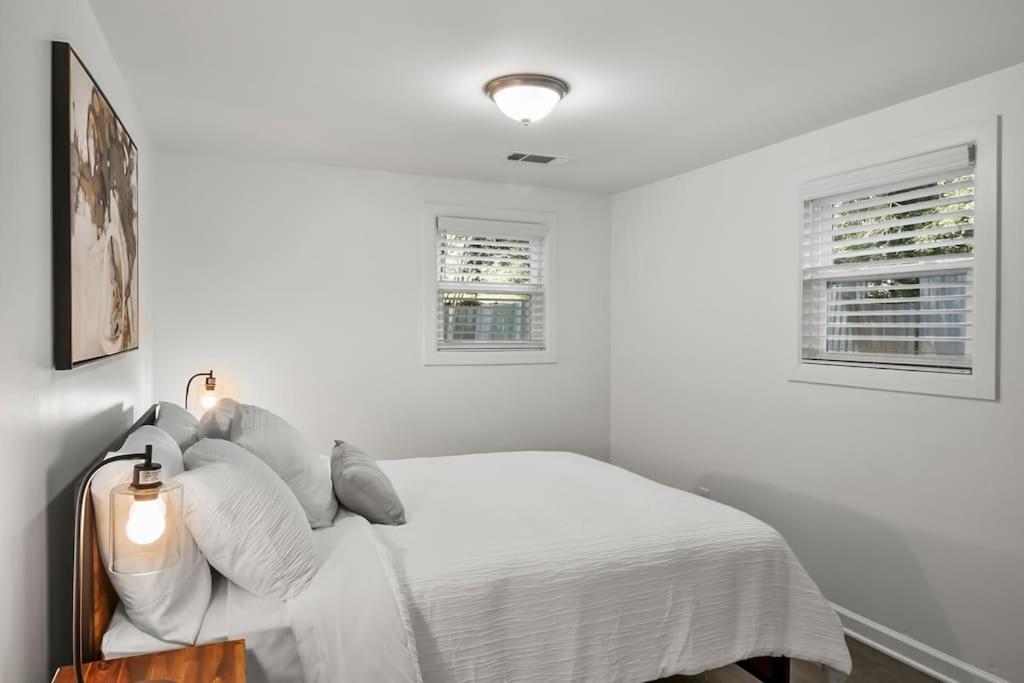 4-bed 2-bath Pet Friendly In Heart Of Villa